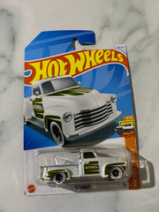 Hot Wheels HW Hot Trucks '52 Chevy