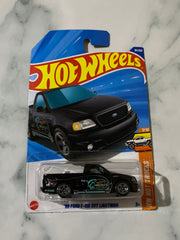 Hot Wheels HW Hot Trucks '99 Ford F-150 SVT Lightning