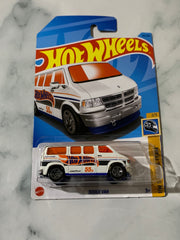 Hot Wheels HW 55 Race Team Dodge Van