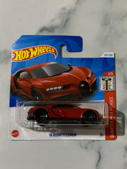 Hot Wheels Quarter Mile Heros '16 Bugatti Chiron (Short Card)