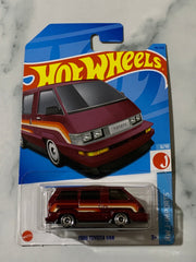 Hot Wheels HW J-Imports 1986 Toyota Van